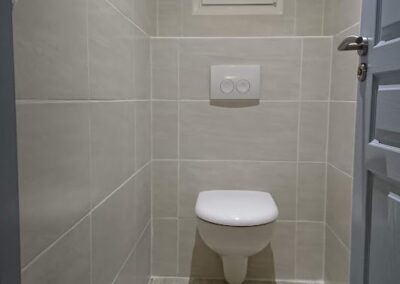 WC suspendu marcheprime